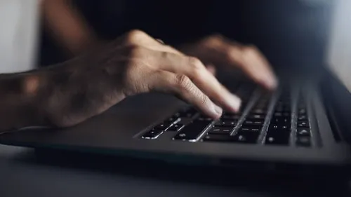 Un habitant de la région mis en examen, pour avoir assisté à des...