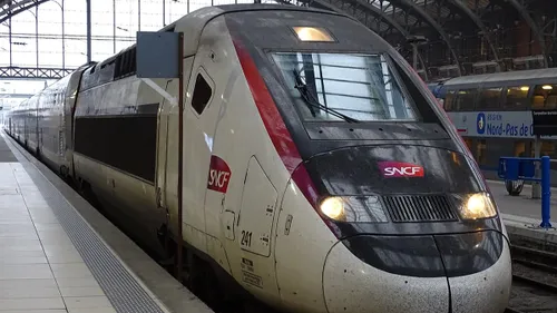 Trains supprimés, retards allant jusqu'à 5h... le trafic...