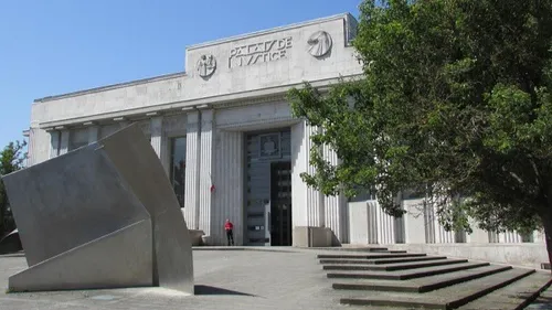 Le tribunal de Béthune évacué hier 