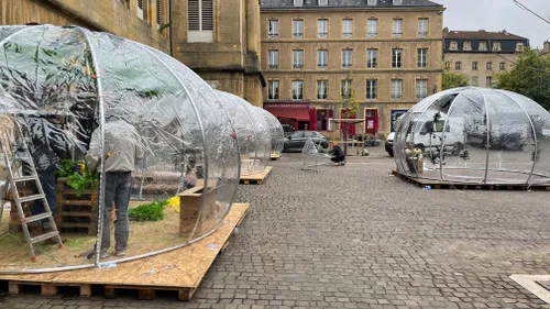 (photos) Metz : Les igloos se construisent