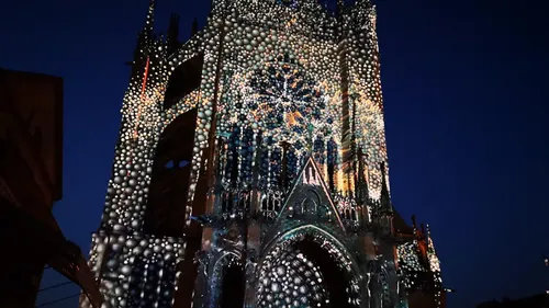 Constellations : le mapping de la Cathédrale change d’horaire 