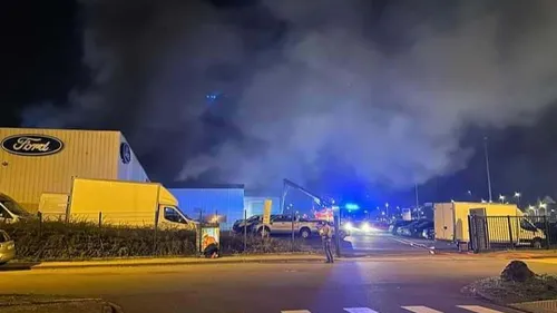 Metz-Borny : la concession Ford victime d'un incendie 