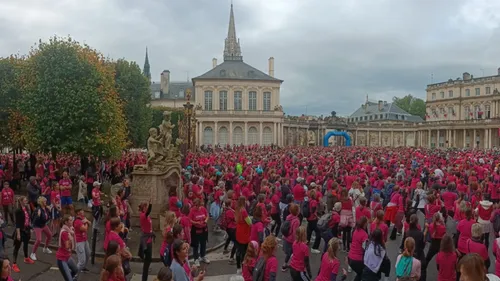 6000 participants et un dimanche en rose à Nancy