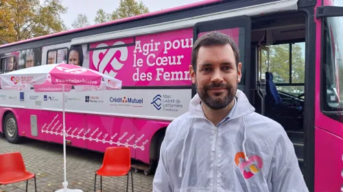 Le Bus du Cœur des Femmes est de passage à Mulhouse