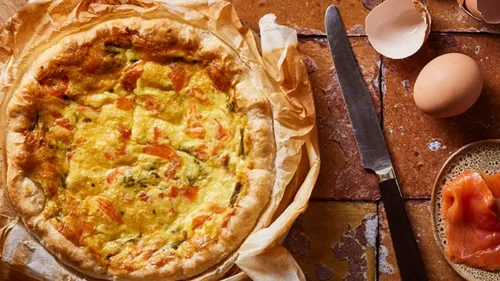 Quiche au saumon et poireaux