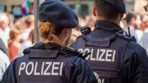 L'État islamique revendique l'attaque au couteau qui a fait des...