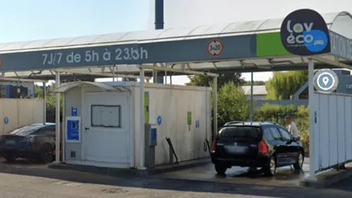 Un enfant de 2 ans perd la vie renversé par une voiture dans une...