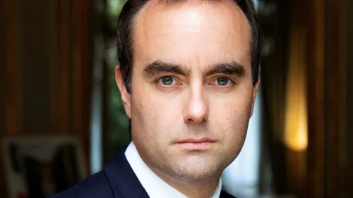 Sébastien Lecornu dévoile son nouveau gouvernement