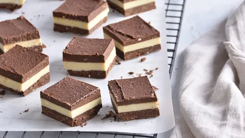 Carrés de chocolat et crème vanille