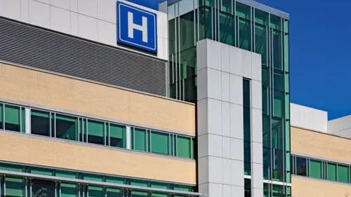 Des médecins ukrainiens reçus aux Hôpitaux Universitaires de...
