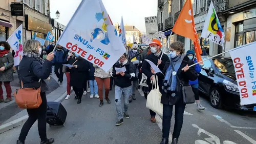 Grève des enseignants : environ 600 manifestants à Dijon