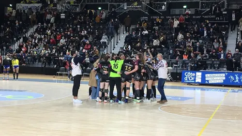 Large victoire pour les handballeuses dijonnaises dans les...