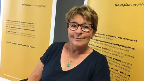 Marie-Guite Dufay apporte son soutien aux travailleurs sociaux