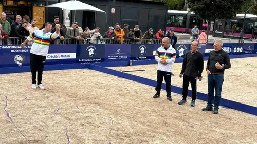 Venez jouer à la pétanque avec des champions du monde ! 