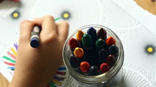 Garde d’enfants : l’UFC-Que Choisir alerte sur le manque de places