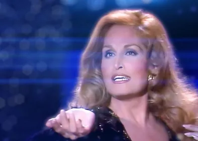 La nouvelle version de « Mourir sur scène » de Dalida, est...