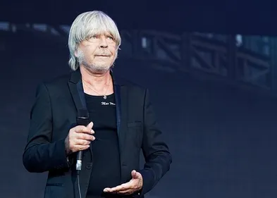 Renaud se confie sur sa vie et son prochain album