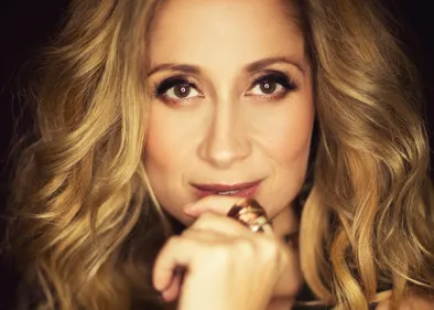 Lara Fabian, souffrante, annule des concerts