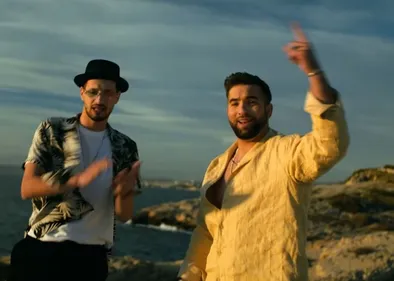 Kendji chante « Bebeto » accompagné de Soolking