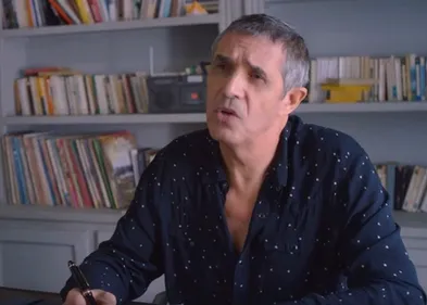 Julien Clerc sort le clip de « A vous jusqu'à la fin du monde »