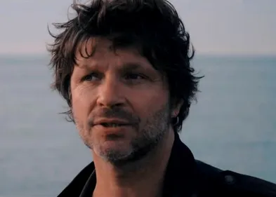 Bertrand Cantat annule tous ses concerts estivaux ... et se justifie