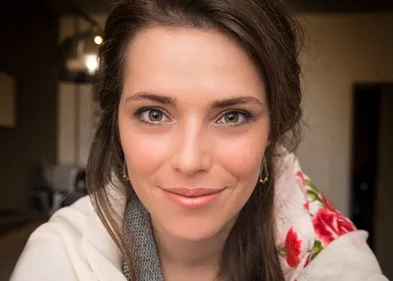 Emma Daumas sort un roman qui jette le trouble