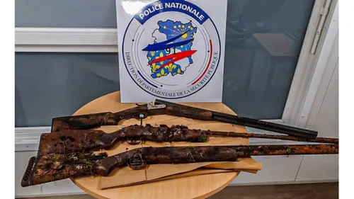 Des fusils découverts lors d'une opération de police à Etampes