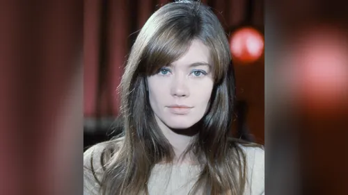 Françoise Hardy, icône pop des années 60, s'en est allée 