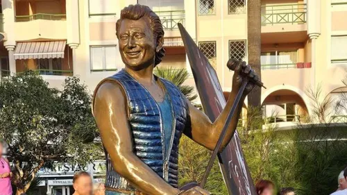 La nouvelle statue de Johnny Hallyday ne fait pas l'unanimité