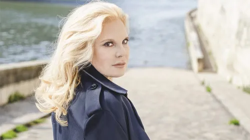 Sylvie Vartan se confie sur ses projets de retraite 