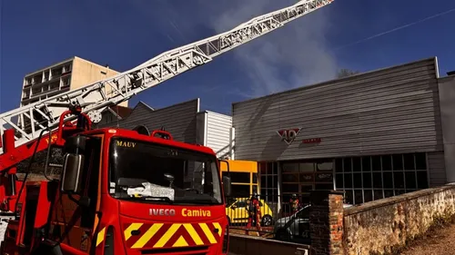 Limoges : un violent incendie dans une carrosserie