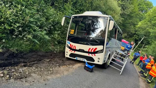 Corrèze : Pas de blessés dans un accident de car scolaire à Beynat