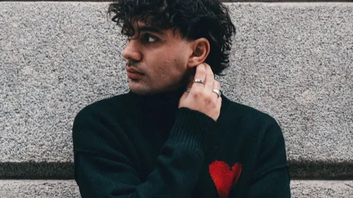 Rivo, toujours plus haut avec son nouveau single Last Night
