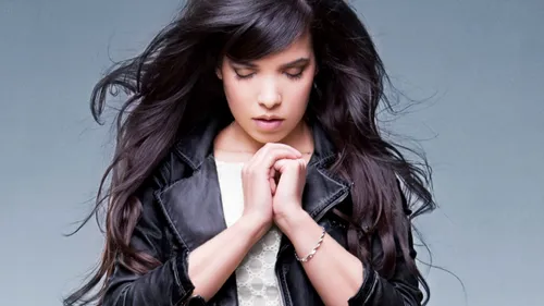 « Dernière Danse » d’Indila devient la première chanson francophone...