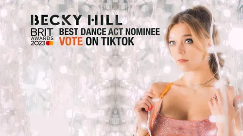 Becky Hill relance la machine avant les Brit Awards (oui, elle...