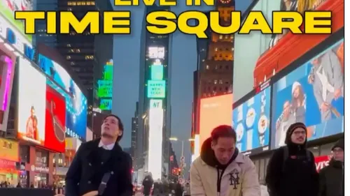 Kimotion interprète "Oulalala" depuis Time Square