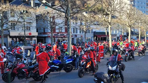 Tarbes : La Balade des Pères Noël Motards
