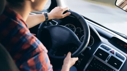 Saint-Girons reconduit le « Pass Jeune Citoyen – Bourse Permis Auto »