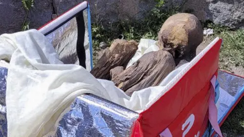 Pérou : le livreur se déplaçait avec une momie de 600 ans dans le sac