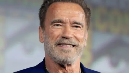 Arnold Schwarzenegger retenu par la douane allemande pour une...