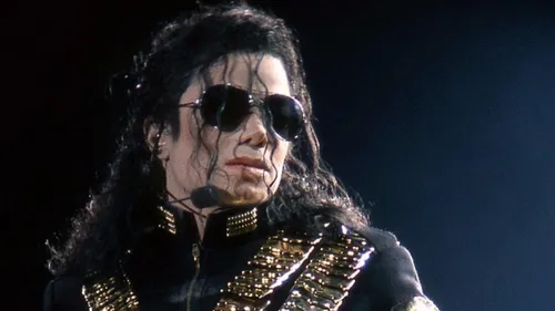 "Michael" : le tournage du biopic sur le King of Pop a débuté, une...