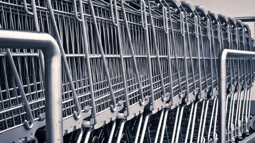 Des téléviseurs vendus à 30€ par erreur, un hypermarché pris...