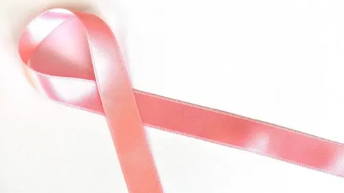 Cancer du sein : moins d’une femme sur deux se fait dépister 