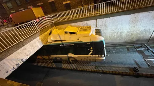Le voleur de bus RATP s’encastre dans un tunnel