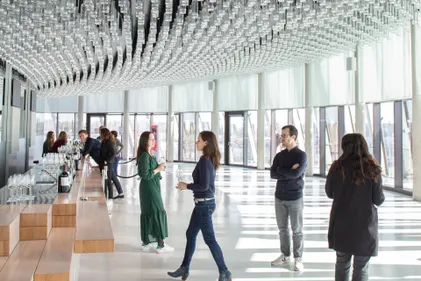 Cité du Vin : montée au Belvédère pour une dégustation la tête en...