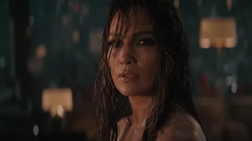 Jennifer Lopez annonce une date de sortie pour "This is Me... Now",...