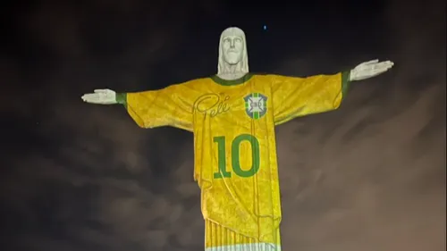 Pourquoi le Corcovado a-t-il été recouvert d’un maillot de foot...