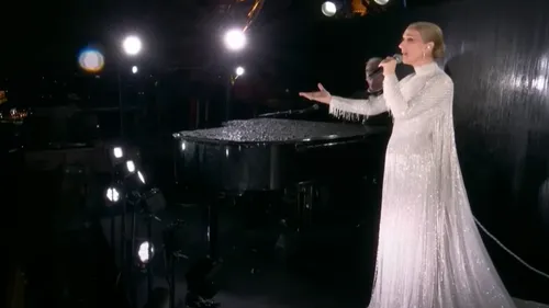 « L’Hymne à l’amour », chanté par Céline Dion aux JO de Paris,...