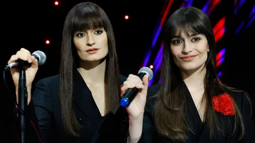 Clara Luciani fait son entrée au musée Grévin !
