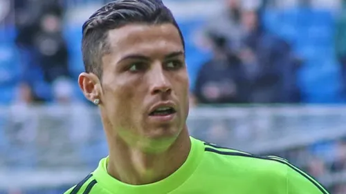 Un garde du corps envoie la voiture de Ronaldo dans le mur